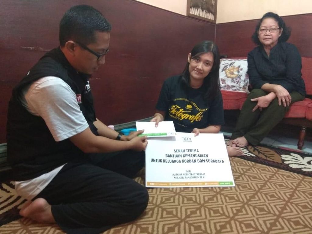 Ini Bentuk Empati Masyarakat kepada Keluarga Korban Bom Surabaya