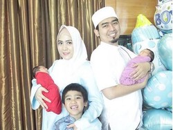 Aqil & Mahier,  Putra Kembar Solmed yang Bikin Gemas