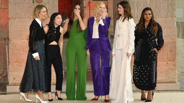 Potret Tawa Manja ala Sandra Bullock dan Para Pemeran Oceans 8