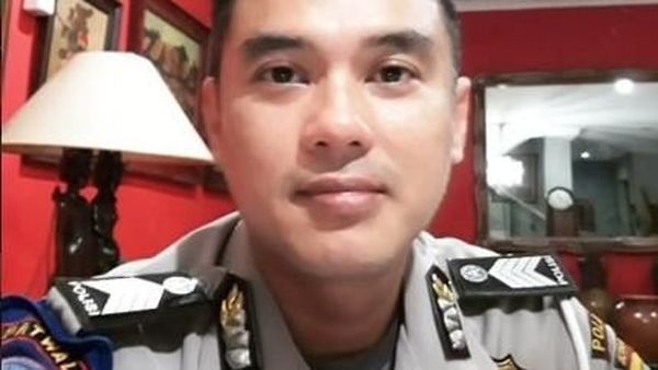 Ini Lingga, Polisi Ganteng Penakluk Hati Vanessa Angel