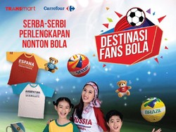 Seru-seruan Foto di Pojok Selfie Fans Bola Transmart Carrefour