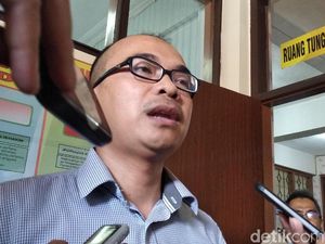 Pemeran Wanita di Video Porno Keberatan Didakwa Eksploitasi Anak