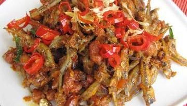 Tips Menggoreng Sambal Teri Pedas Mantap