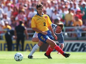Andres Escobar Dihabisi karena Gol Bunuh Diri