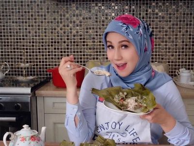 Wah, Diam-diam 10 Artis Cantik Ini Jago Masak!