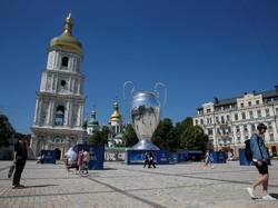 Sebelum Nonton Final Liga Champion, Yuk Jalan-jalan Keliling Kiev!