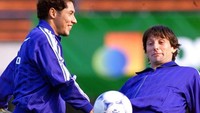 Leonardo menjadi salah satu mantan pemain Brasil lain yang pernah meramaikan sepakbola Jepang. Kariernya di Kashima Antlers (1994-1996) bahkan dijalaninya sebelum bermain untuk Paris Saint-Germain dan AC Milan. (Foto: YOSHIKAZU TSUNO/AFP)