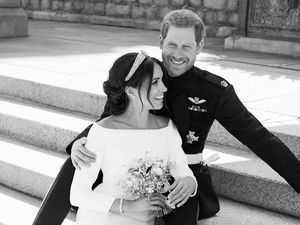 Fotografer Royal Wedding Ungkap Tantangan Memotret Harry dan Meghan Markle