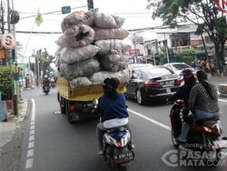 Minta Tunda Berantas Truk Obesitas itu Sangat Absurd