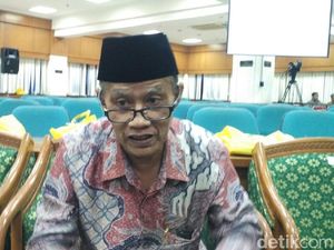 Haedar Nashir: Kemenag Lebih Baik Susun Kode Etik Mubalig Haedar Nashir: Kemenag Lebih Baik Susun Kode Etik Mubalig
