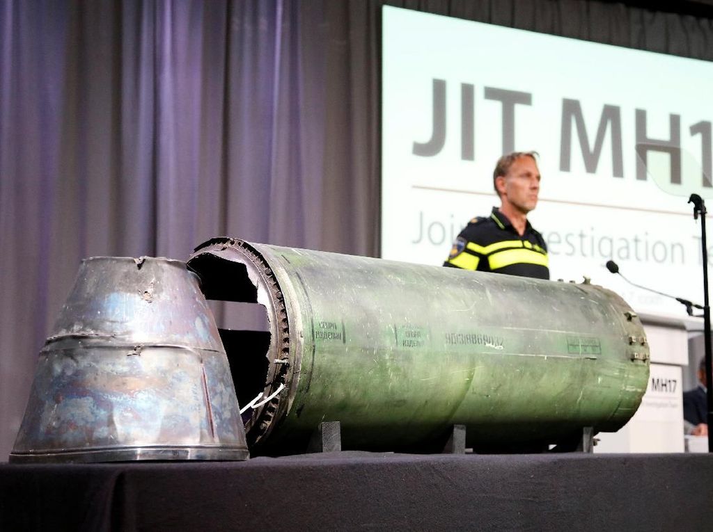 Rusia Tolak Serahkan 1 Tersangka Jatuhnya MH17 kepada Belanda Rusia Tolak Serahkan 1 Tersangka Jatuhnya MH17 kepada Belanda