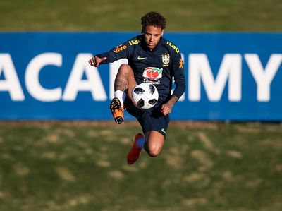 Neymar Panaskan Mesin bersama Timnas Brasil