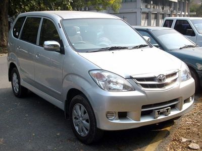 Mobil-mobil Ini Bikin Toyota Laris Puluhan Tahun di Indonesia