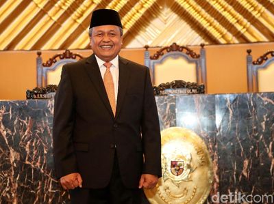 Perry Warjiyo Gantikan Agus Marto Jadi Gubernur BI