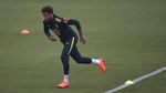Neymar Panaskan Mesin bersama Timnas Brasil
