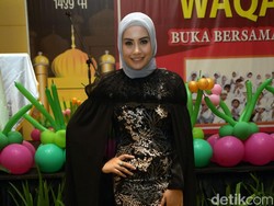 Shinta Bachir & Duda Calon Suaminya Beda Usia 13 Tahun