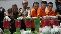 Puluhan Ribu Butir Ekstasi Berakhir di Mesin Blender