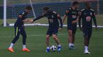 Neymar Panaskan Mesin bersama Timnas Brasil