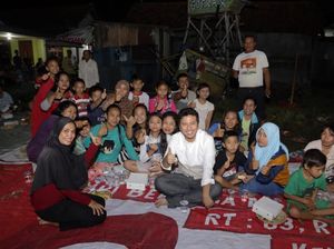 Ditanya Tentang Pendidikan, Emil Sodorkan Tis Tas