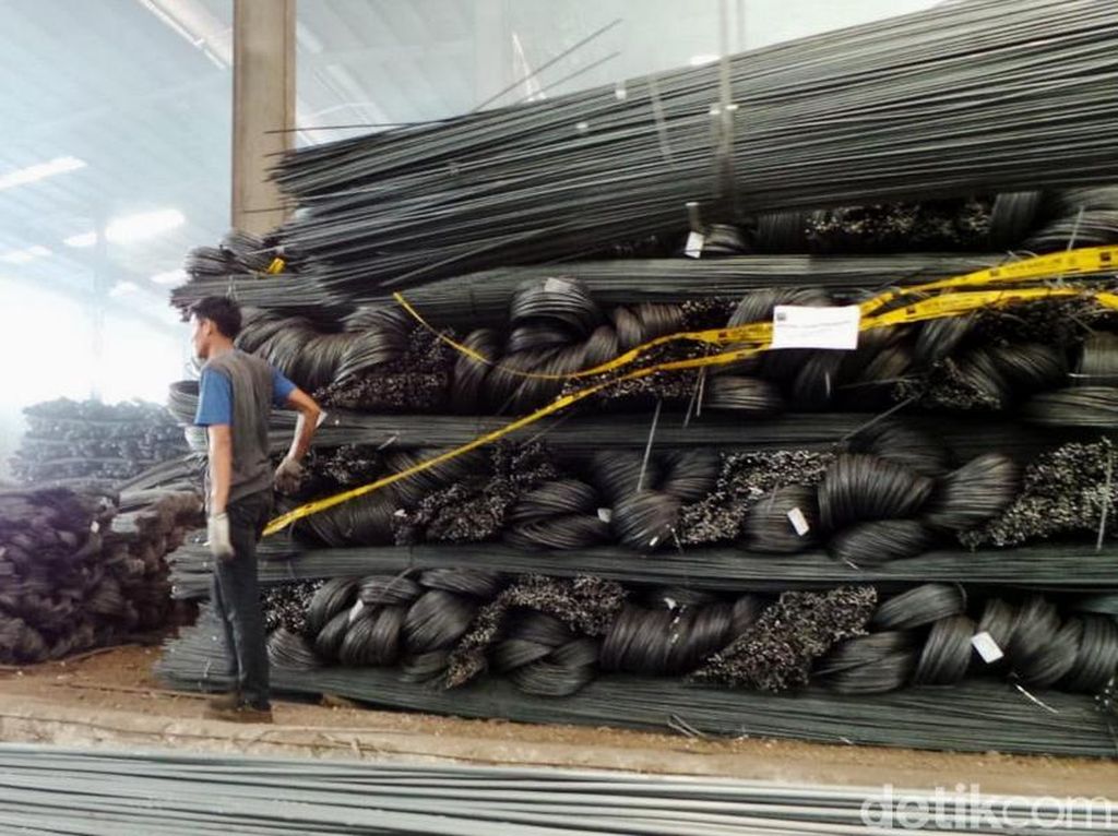 Warning! Impor Baja Murah Ancam Industri Dalam Negeri Warning! Impor Baja Murah Ancam Industri Dalam Negeri