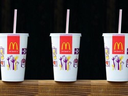 Pria Ini Tuduh Pelayan Restoran Campurkan Detergen dalam Minumannya