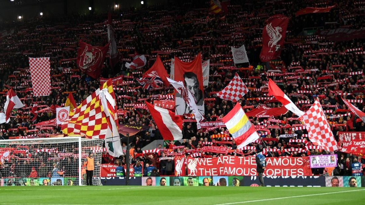 Dukungan suporter Liverpool bikin Presiden Real Madrid Florentino Perez iri (Shaun Botterill/Getty Images)
