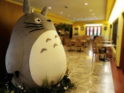 Restoran Bertema Totoro Pertama yang Berlisensi Resmi Studio Ghibli Ada di Bangkok