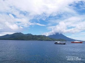 Kalau Suasana Santainya Seperti di Ternate Ini Bagaimana?