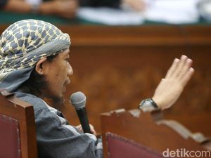 Video Kecaman Aman Abdurrahman ke Bomber Gereja Surabaya Video Kecaman Aman Abdurrahman ke Bomber Gereja Surabaya