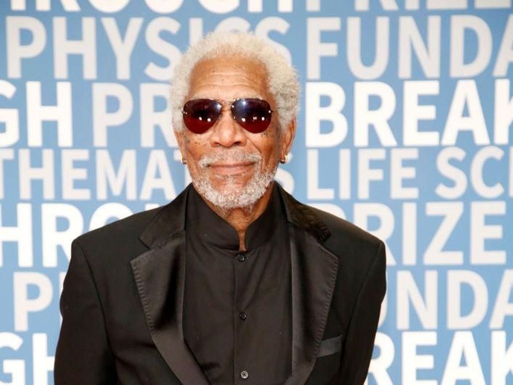 Pengakuan Jurnalis yang Dilecehkan Morgan Freeman saat Hamil 6 Bulan