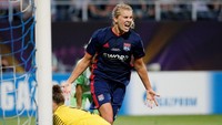Lyon terus memperbesar keunggulan setelah Ada Hegerberg mencetak gol ketiga timnya di menit ke-103. Skor menjadi 3-1. (Foto: Gleb Garanich/Reuters)