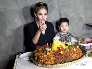 Akhirnya Terbuka Tanggal Pernikahan Nikita Mirzani dan Dipo Latief Akhirnya Terbuka Tanggal Pernikahan Nikita Mirzani dan Dipo Latief