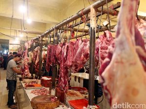 RI Butuh Impor 281 Ribu Ton Daging Sapi & Kerbau