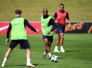 Terkait Bayi, Ini Dilema Fabian Delph di Piala Dunia 2018
