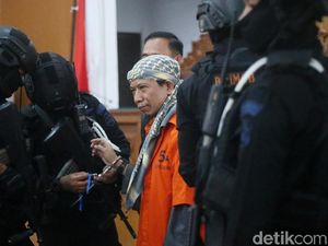 Aman Abdurrahman: Silakan Hukum Mati Saya!