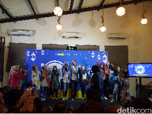 Kegiatan dTraktir Bukber: Seru Abis! Kegiatan dTraktir Bukber: Seru Abis!