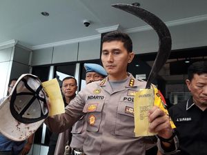 Polisi: Aric Sempat Rampas HP Sebelum Tewas Dibacok di Bekasi Polisi: Aric Sempat Rampas HP Sebelum Tewas Dibacok di Bekasi