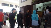 Foto: Suasana Ketatnya Pengamanan Sidang Pleidoi Aman Abdurrahman