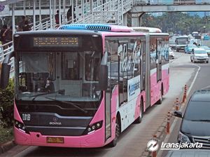 Transportasi Gratis Bagi Para Wanita di Hari Kartini
