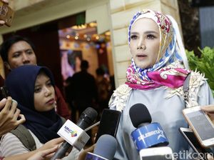 Sudah Berhijab, Mulan Jameela akan Lelang Baju Seksinya