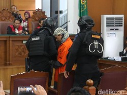 Ledakan yang Terdengar Saat Sidang Aman Ternyata Drum Meledak