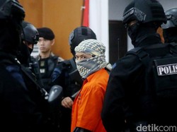 Polisi Siagakan Sniper Amankan Sidang Vonis Aman Abdurrahman