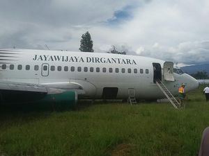 Pesawat Tergelincir di Bandara Wamena Berawal dari Mesin Lepas Pesawat Tergelincir di Bandara Wamena Berawal dari Mesin Lepas