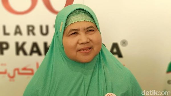 Potret Rumah Mewah Mamah Dedeh