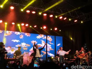 Kolaborasi Isyana, Afgan, dan Rendy Pandugo di Ramadhan Jazz 2018 Kolaborasi Isyana, Afgan, dan Rendy Pandugo di Ramadhan Jazz 2018