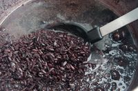 Ini Rahasia Bikin Bubur Ketan Hitam yang Lembut dan Legit