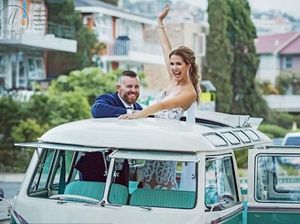 Momen Haru Pengantin Wanita Nyanyi Bahasa Isyarat untuk Suaminya yang Tuli