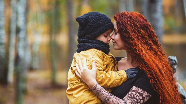 Potret Indah Kasih Sayang Ibu dan Anaknya