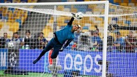 Kiper Madrid Keylor Navas juga berlatih keras mengingat dirinya bakal diuji trio penyerang Liverpool, yang merupakan trio tertajam di Eropa musim ini. (Foto: Kai Pfaffenbach/Reuters)