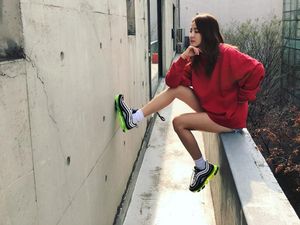 Intip Koleksi Sneakers Sandara Park yang Jumlahnya Sampai 1.000 Pasang